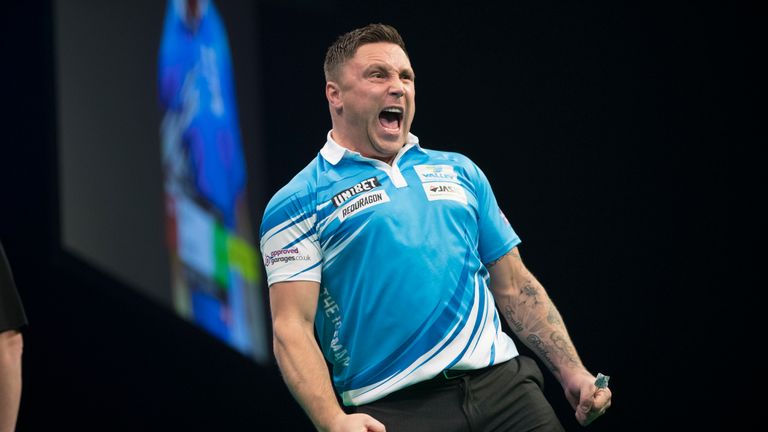 UNIBET PREMIER LEAGUE 2019.UTILITA  ARENA ,.NEWCASTLE.PIC;LAWRENCE LUSTIG.GERWYN PRICE V DARYL GURNEY.GERWYN PRICE IN ACTION