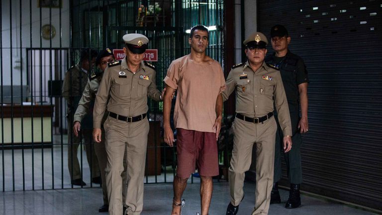 Bahraini refugee and Australian resident Hakeem al-Araibi leaves Bangkok's Criminal Court on February 4, 2019 