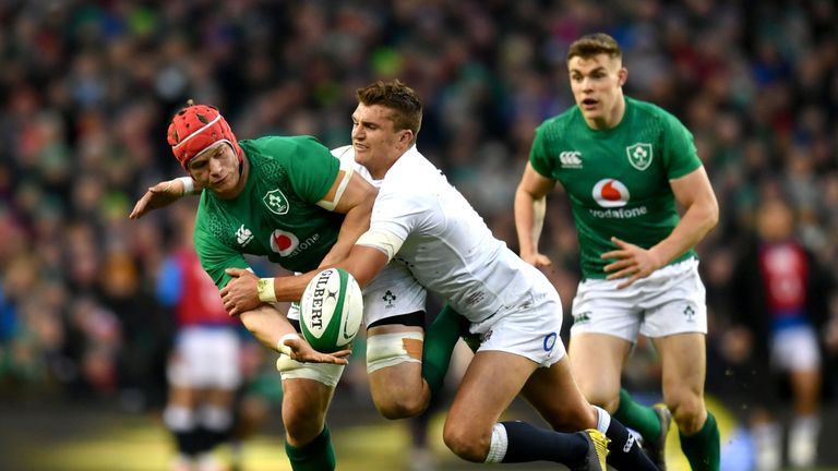 Henry Slade tackles Josh van der Flier
