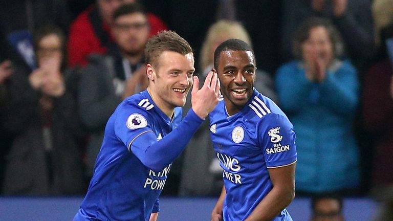 Leicester City's Jamie Vardy celebrates scoring his side's second goal of the game with team-mate Ricardo Pereira
