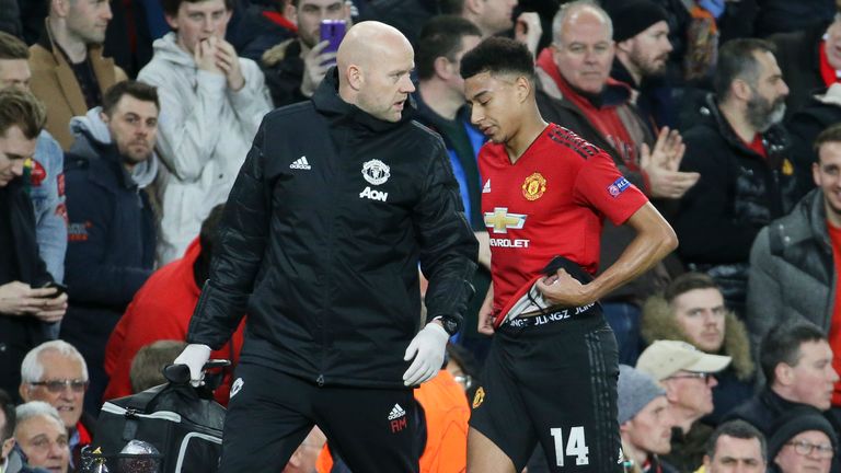 Jesse Lingard hobbled off and the absence of his pace affected United