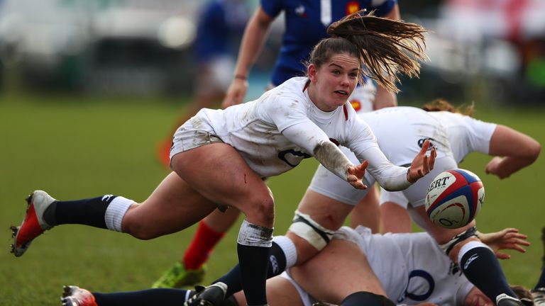 Leanne Riley of England Women passes the ball against France 