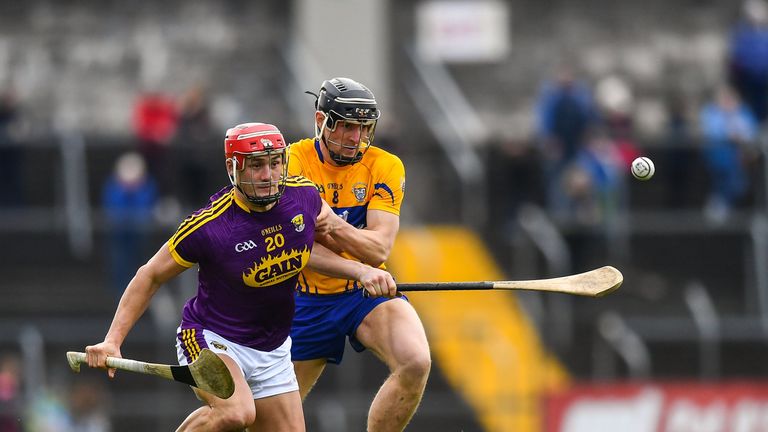 Lee Chin battles with Shane Golden