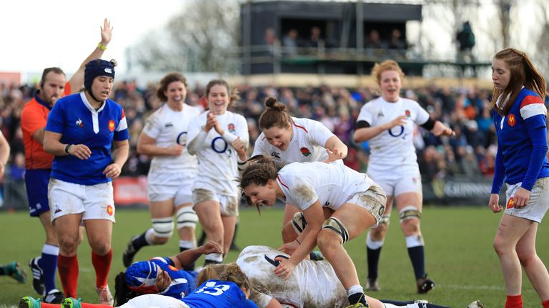 Poppy Cleall of England touches down for the fifth try