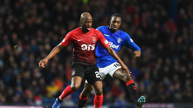 Steven Gerrard has praised Glen Kamara as a 'class act’ 