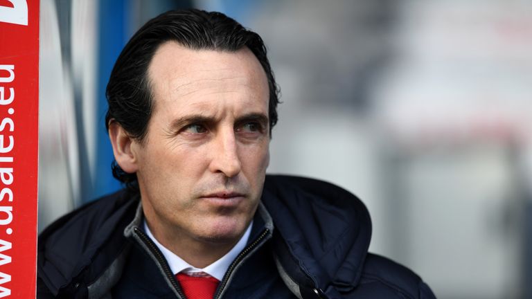 Unai Emery prior to kick-off at the John Smith&#39;s Stadium