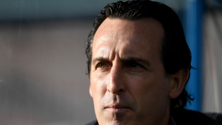 Unai Emery prior to kick-off at the John Smith&#39;s Stadium