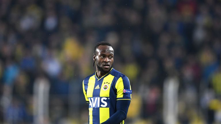 Victor Moses set up Islam Slimani as Fenerbahce seized the initiative in their Europa League last-32 tie