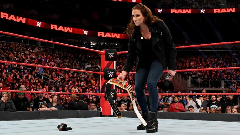 Ronda Rousey laid the Raw women's title belt at Stephanie McMahon's feet after Lynch's arrest