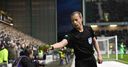 Bottle thrown at Sinclair at Hibs