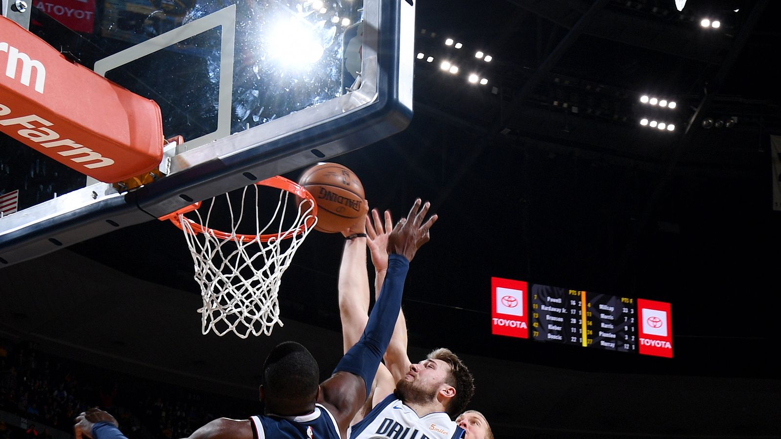 Nikola Jokic answers Luka Doncic clutch dunk with buzzer-beater | NBA