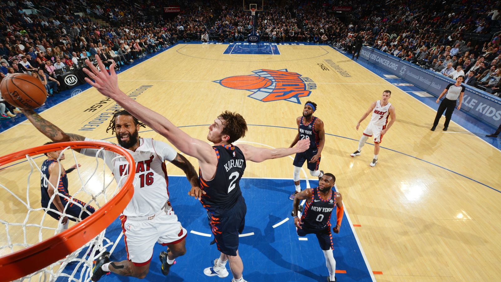 Miami Heat veteran James Johnson throws down a thunderous dunk against