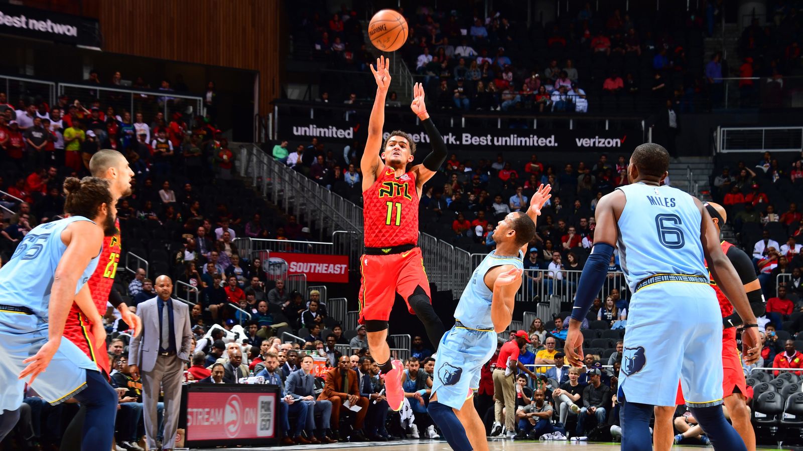 Trae Young Beats The Buzzer In Overtime To Earn Atlanta Hawks Dramatic ...