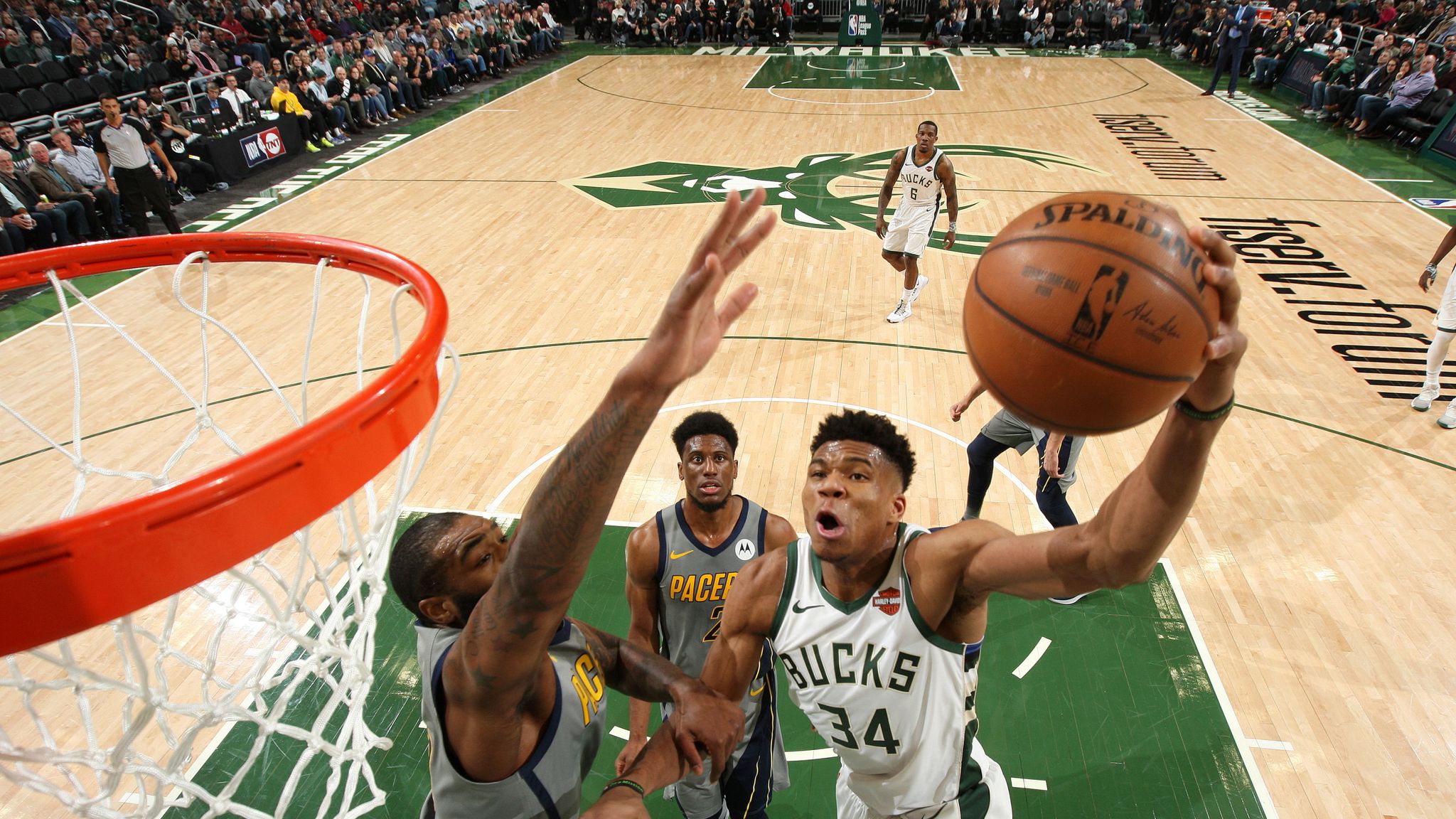 Giannis Antetokounmpo Soars For Alley-oop Slam In Milwaukee Bucks' Win ...