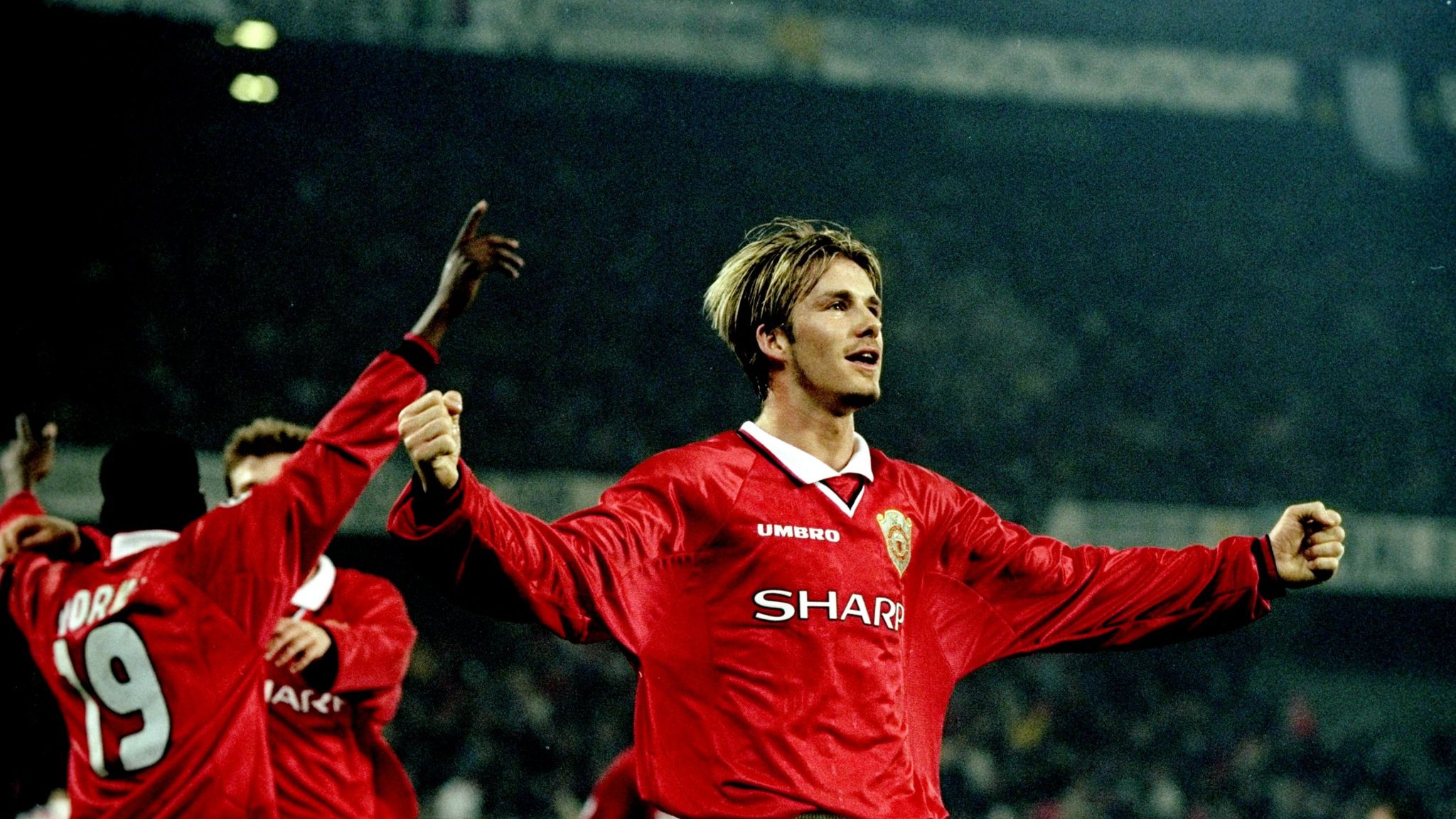 beckham manchester united jersey