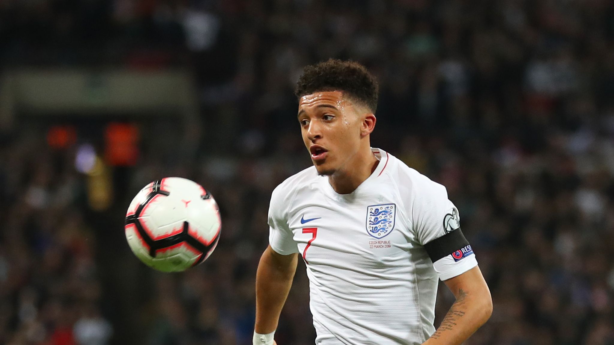 Jadon sancho cheap england jersey