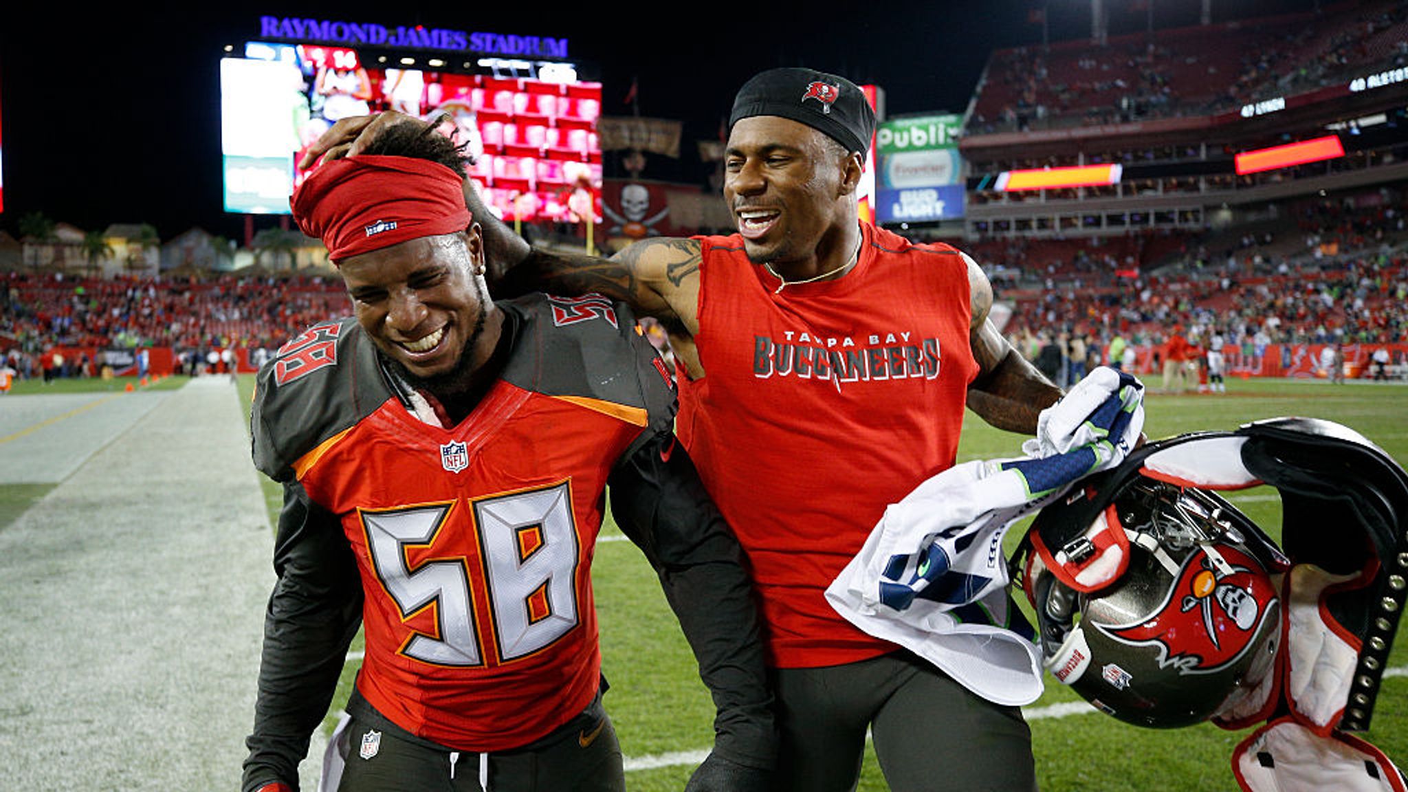 49ers-Bucs: Kwon Alexander ejected from game after illegal hit on