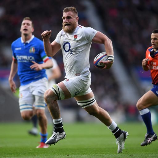 England crush Italy at Twickenham