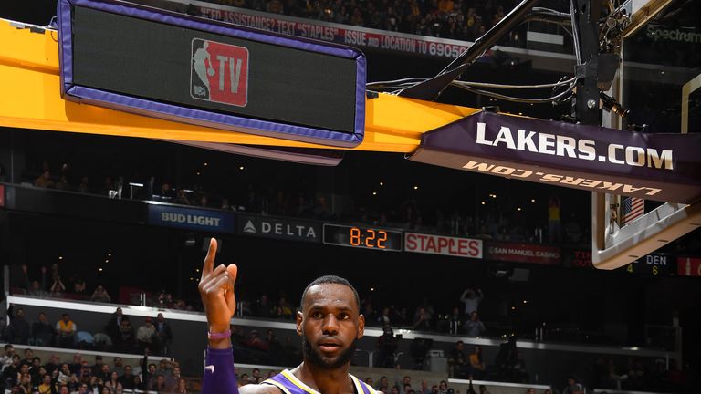 NBA Crunch-Time: Kobe's 1,072 Career Games vs. Jordan's 1,072