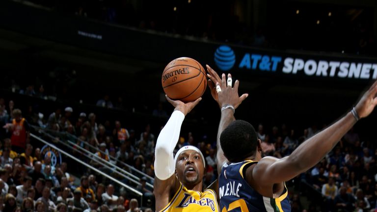 Kentavious Caldwell-Pope shoots over Royce O&#39;Neale