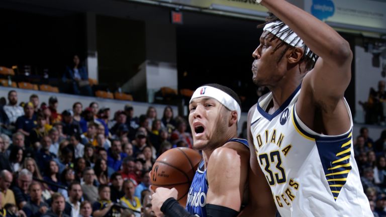 Aaron Gordon drives to the basket against the Indiana Pacers