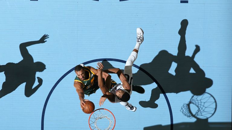 Rudy Gobert posterizes Bruno Caboclo