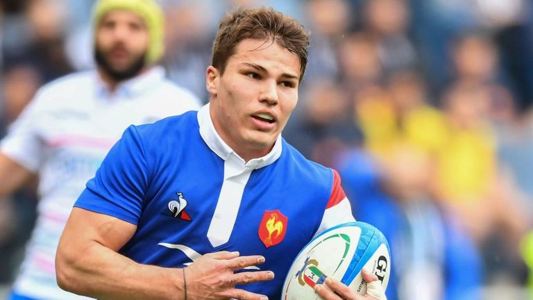 Antoine Dupont scored France's first try of the match against Italy on Saturday