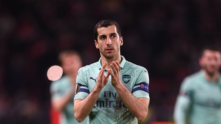  during the UEFA Europa League Round of 16 First Leg match between Stade Rennais and Arsenal at Roazhon Park on March 7, 2019 in Rennes, France.