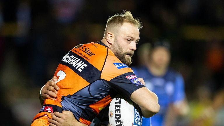  Castleford's Paul McShane looking for the offload out of contact