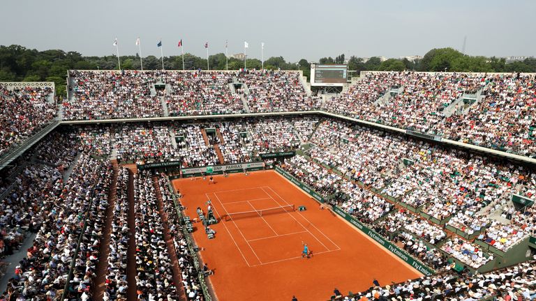 A general view inside Court Phillipe Chatrier during the mens singles final between Rafael Nadal of Spain and Dominic Thiem of Austria during day fifteen of the 2018 French Open at Roland Garros on June 10, 2018 in Paris, France. 