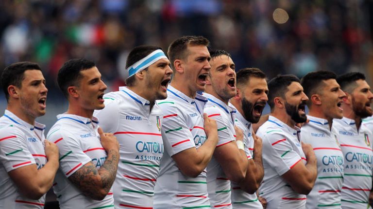 Italy showing the passion that they have for the jersey before kick off