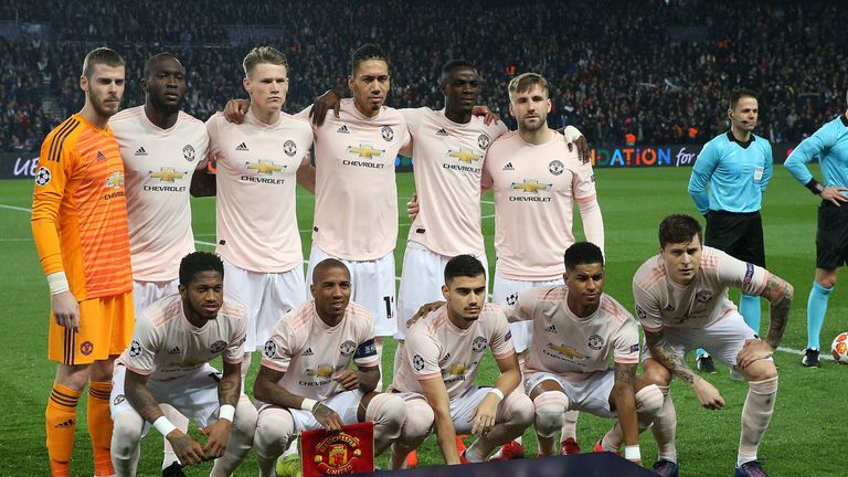 Manchester United pose for a picture ahead of the Champions League last-16 second leg against PSG