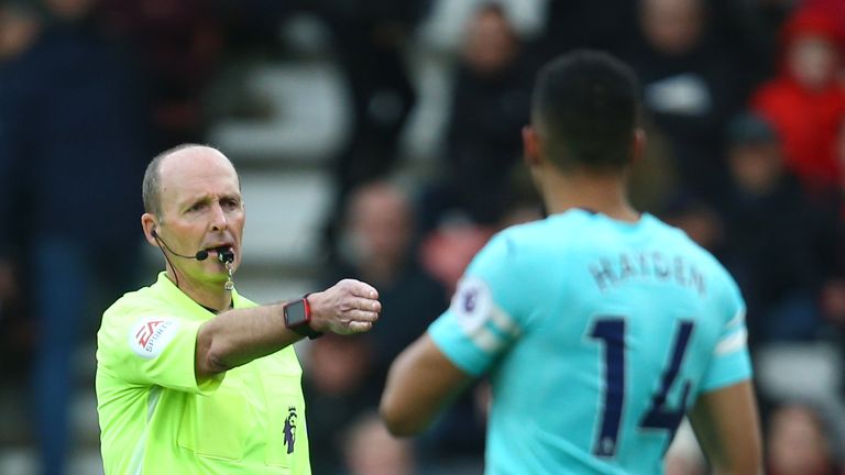 Mike Dean awarded a controversial penalty