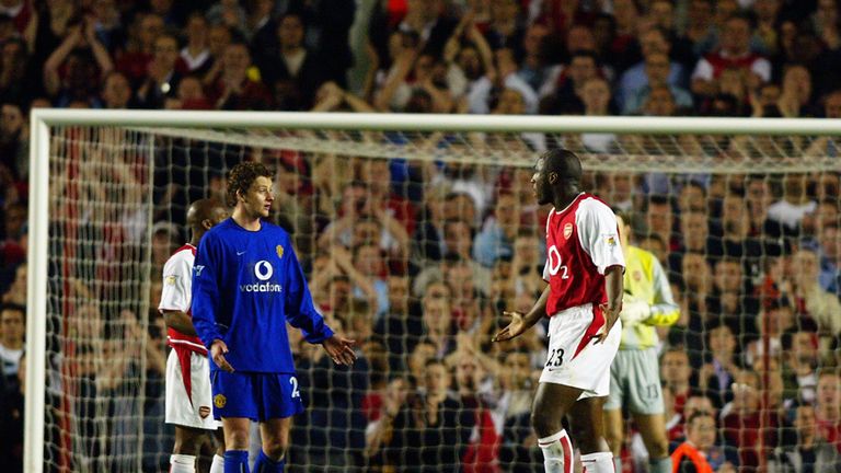Campbell is sent off for a flailing arm on Solskjaer in 2003