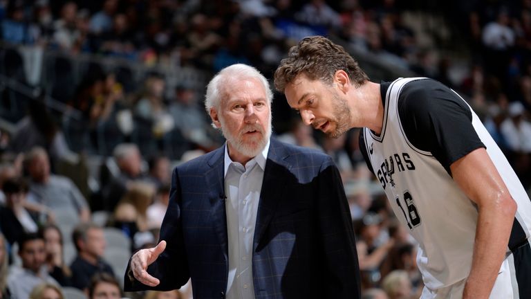 Pau Gasol #16 and Head Coach Gregg Popovich of the San Antonio Spurs talk during the game against the Oklahoma City Thunder on March 29, 2018 at the AT&T Center in San Antonio, Texas.