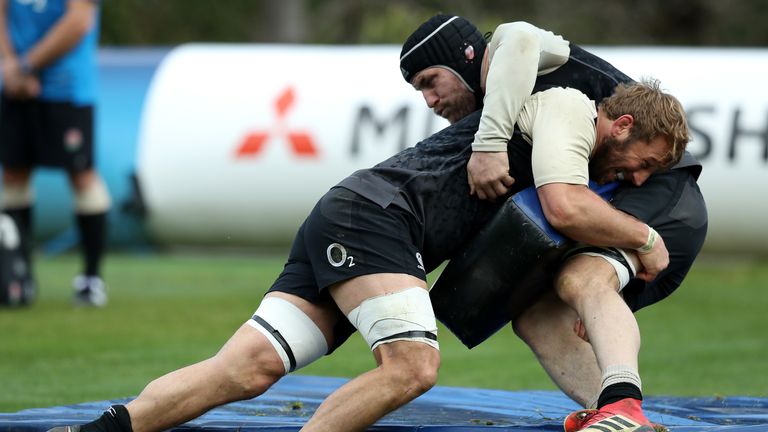 Chris Robshaw and mark Wilson in England training