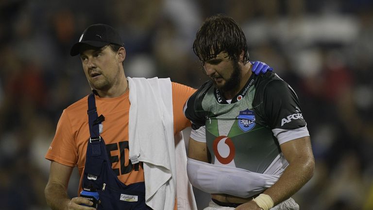 Bulls lock Lood de Jager suffers a shoulder injury against Los Jaguares
