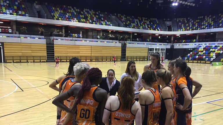 Severn Stars' head coach Sam Bird talks to her team (Credit: Spencer Marshall)