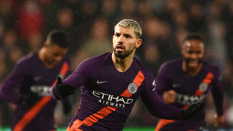 Sergio Aguero celebrates after bringing Manchester City level against Swansea