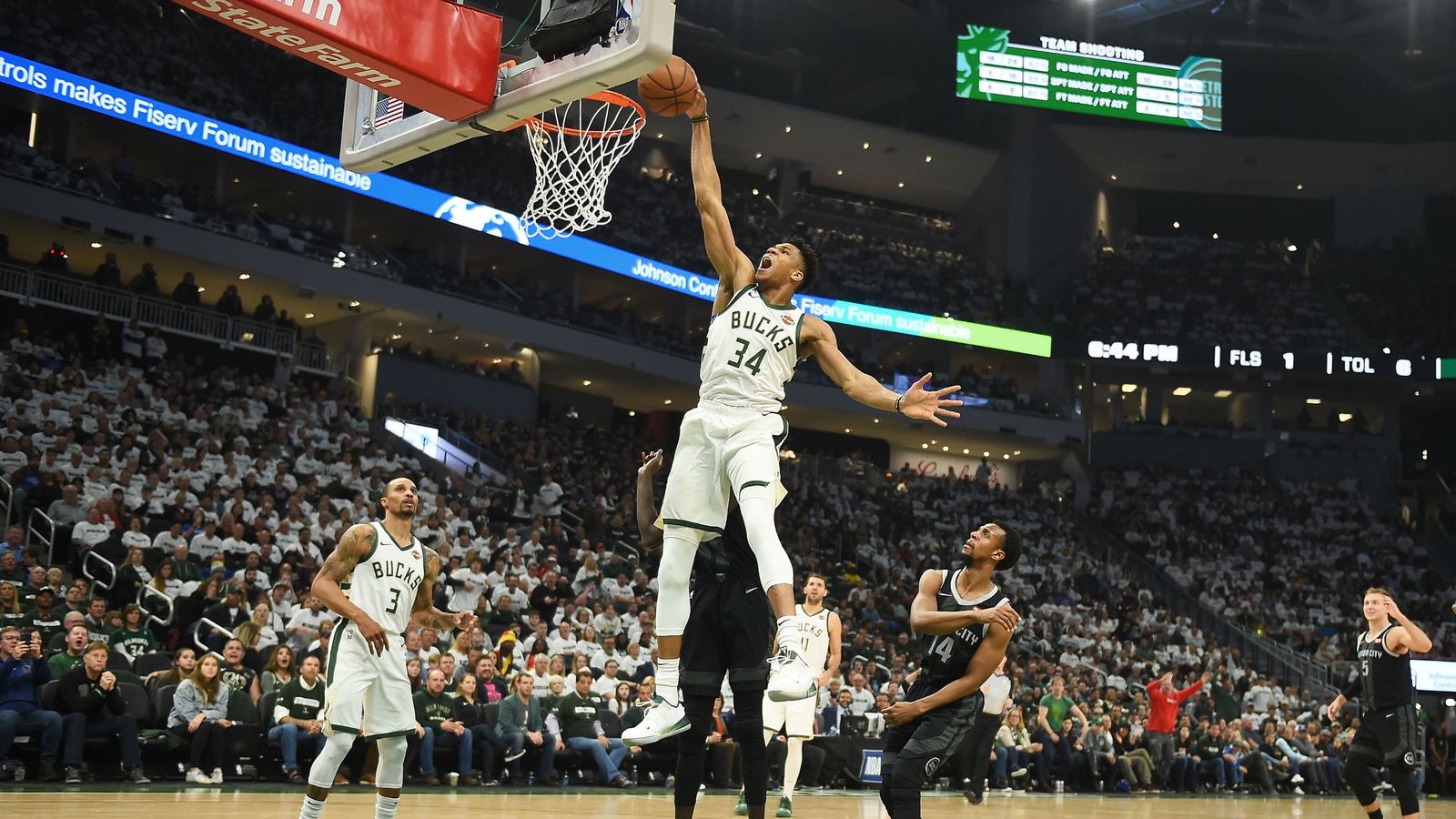Giannis Antetokounmpo takes off for incredible dunk during