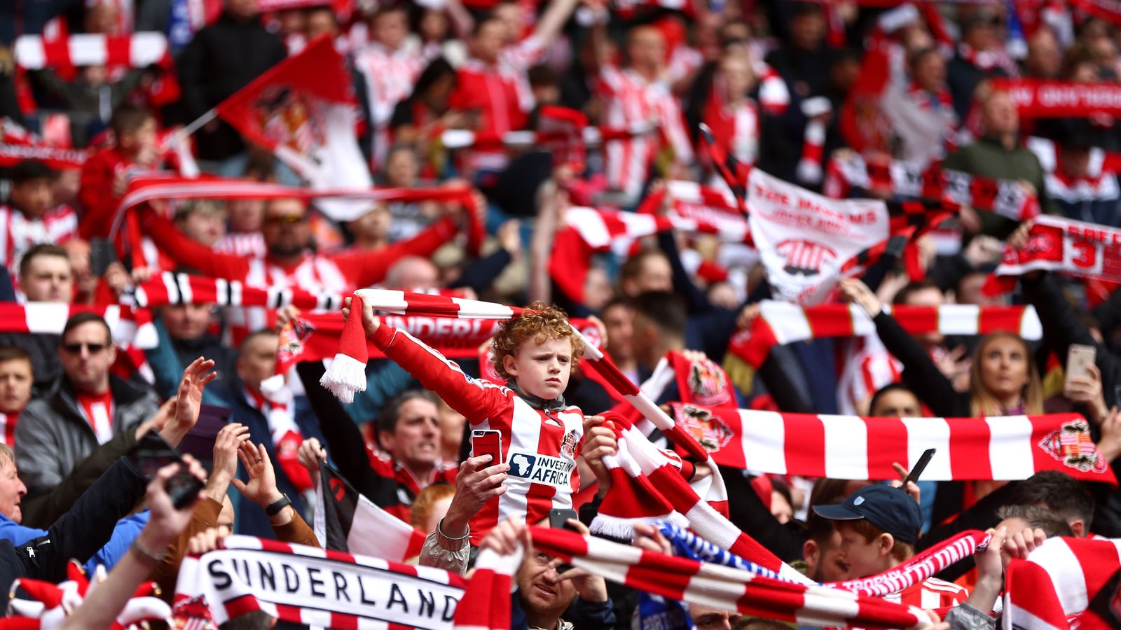 Sunderland break record as EFL attendances reach 60-year high ...