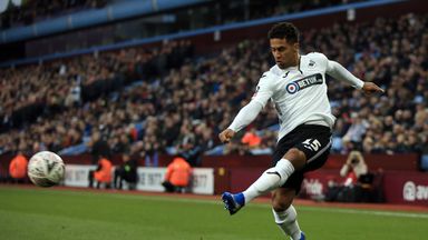 Image of Wayne Routledge leaves Swansea after joining in 2011