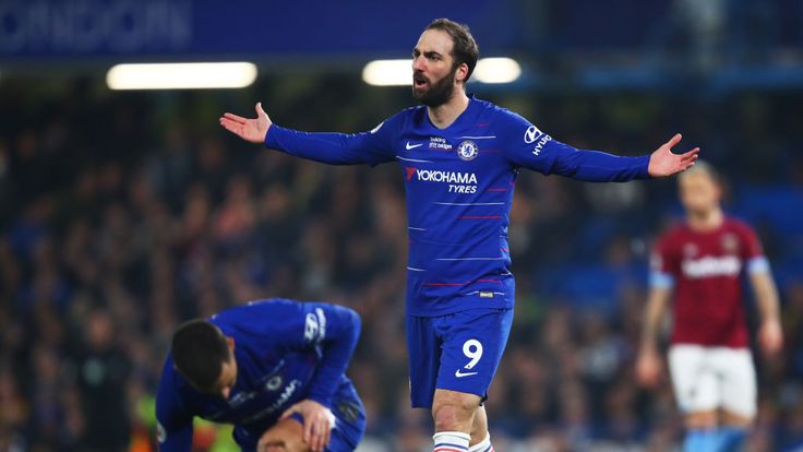 Gonzalo Higuain has endured a difficult start to life at Chelsea