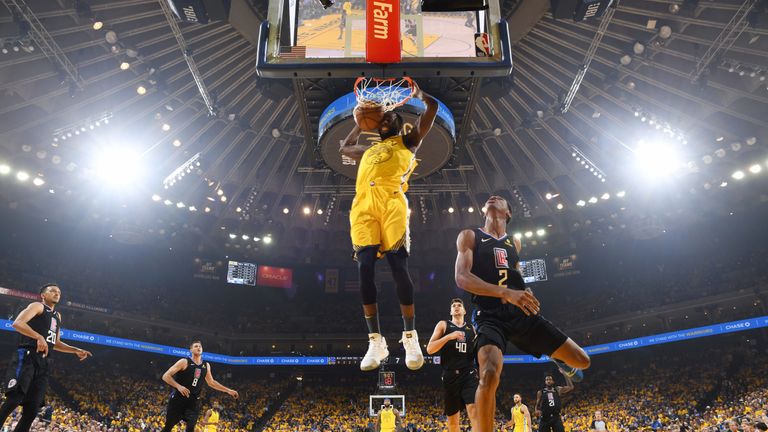 Draymond Green hammers home a dunk in the Golden State Warriors&#39; upset Game 2 loss to the Los Angeles Clippers