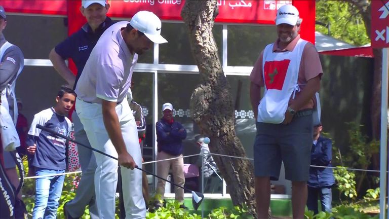 Alexander Levy and Guido Migliozzi display some impressive ball control as they combine for an impromptu keepy uppy session with drivers on the tee in Morocco