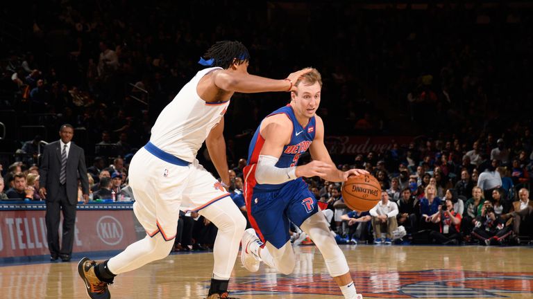 Luke Kennard goes on the attacks against the New York Knicks