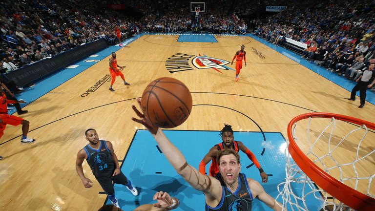 Dirk Nowitzki had a season night on the glass for Dallas