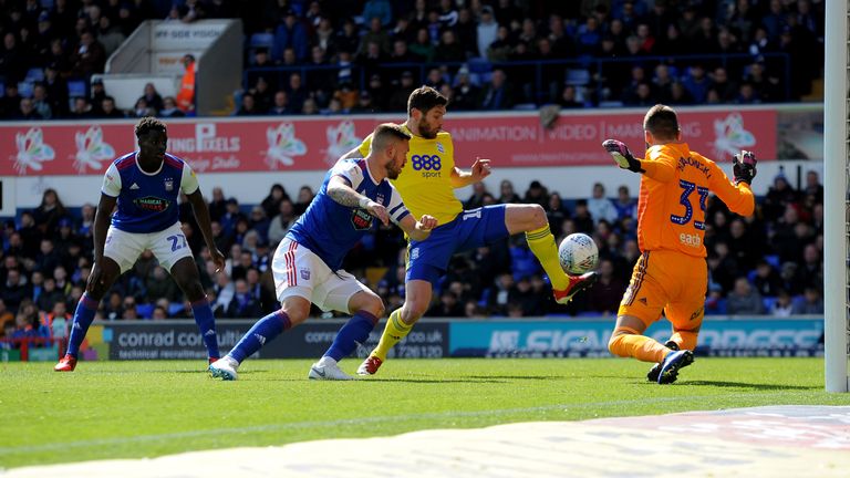 Birmingham City's Lukas Jutkiewicz scores his side's first goal against Ipswich Town