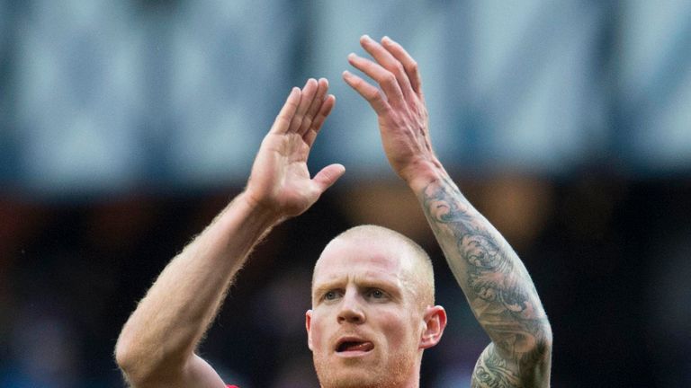 Chris Burke has committed to Kilmarnock for another season