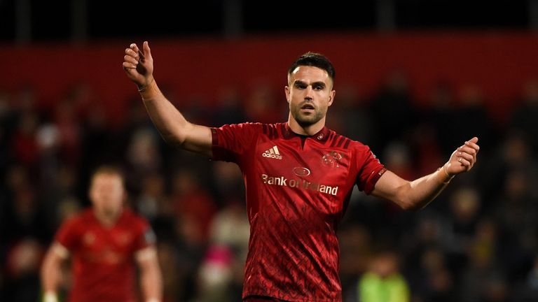 5 April 2019; Conor Murray of Munster after returning from a head injury assessment during the Guinness PRO14 Round 19 match between Munster and Cardiff Blues at Irish Independent Park in Cork. Photo by Diarmuid Greene/Sportsfile